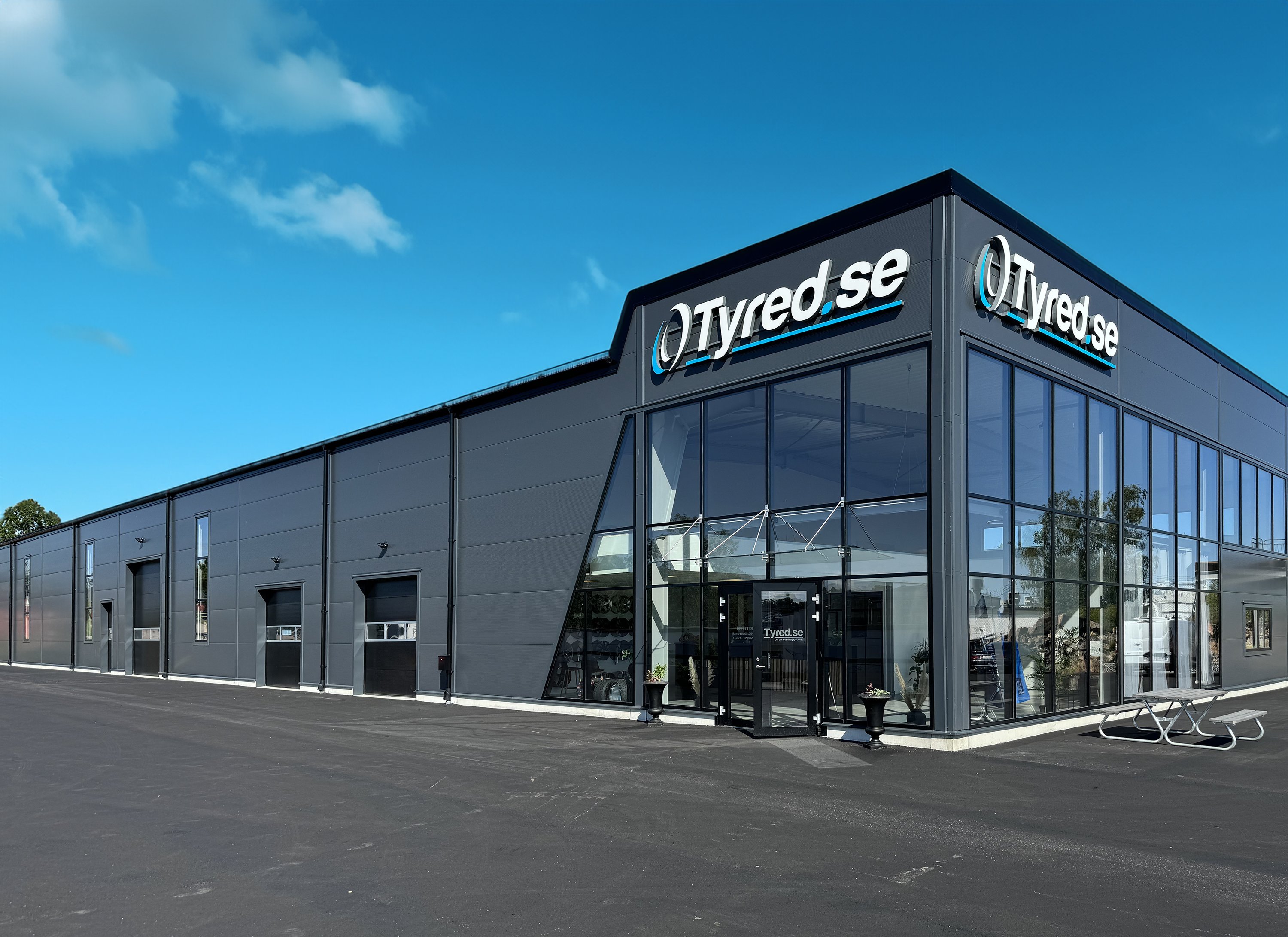 https://avardastorage.blob.core.windows.net/media/images/Ny_HQ_Tyred.width-3000.jpg